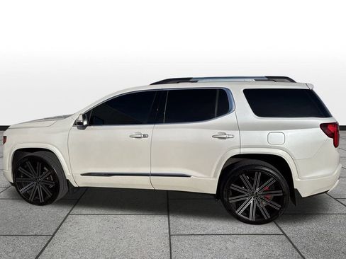 Used 2020 GMC Acadia Denali w/ Denali Ultimate Package image 9
