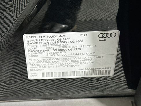 Used 2022 Audi e-tron Premium AWD/4WD image 12