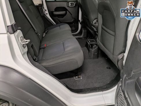 Used 2021 Jeep Wrangler Unlimited Sport image 31