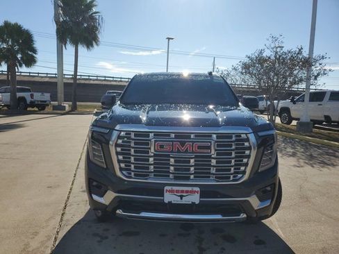 New 2026 GMC Yukon Denali w/ Denali Reserve Package RWD image 2
