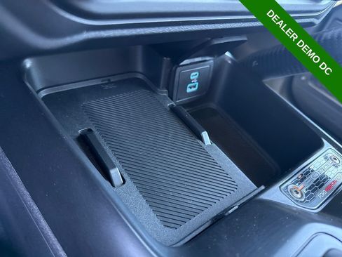 Used 2025 Ford Bronco Raptor AWD/4WD image 37