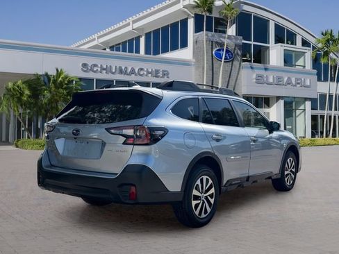 Used 2021 Subaru Outback Premium AWD/4WD image 7