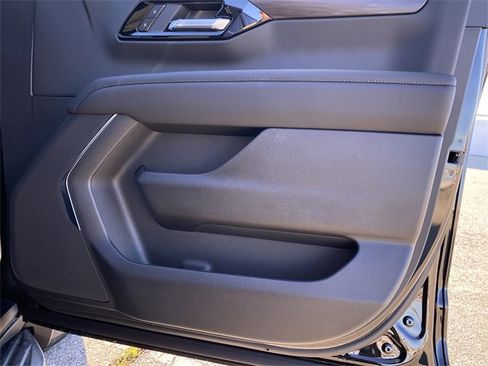 New 2026 Chevrolet Tahoe LS w/ LPO, Dark Essentials Package image 35