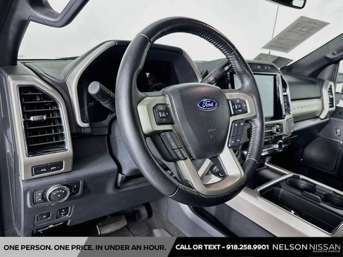Used 2022 Ford F250 Lariat w/ Black Appearance Package AWD/4WD image 9