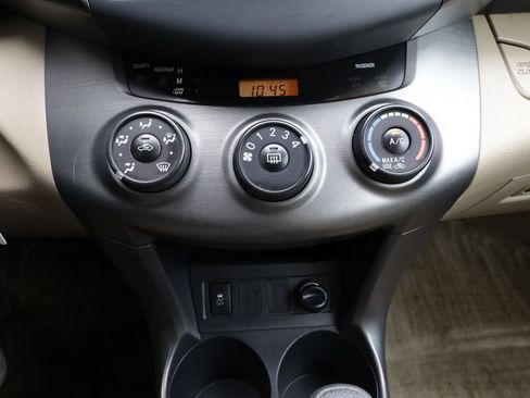 Used 2012 Toyota RAV4 4WD w/ Value Pkg image 35