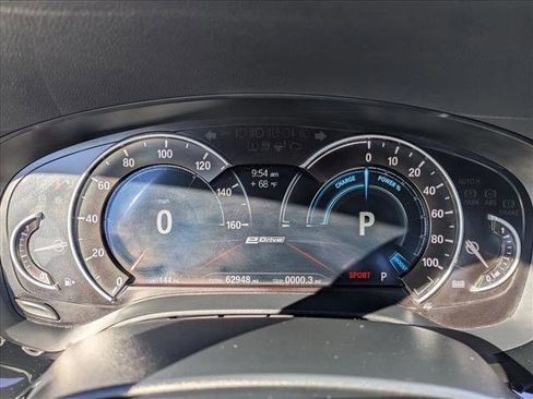 Used 2018 BMW 530e w/ M Sport Package 2 image 11