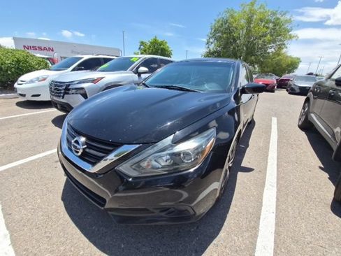 Used 2017 Nissan Altima 2.5 SR FWD image 6
