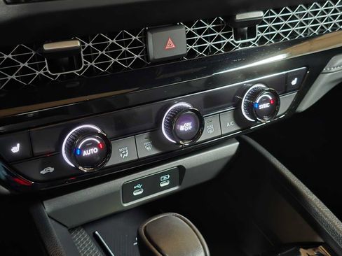 Used 2025 Honda Accord Sport image 31