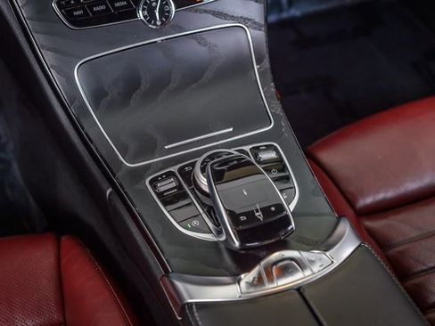 Used 2018 Mercedes-Benz C 300 Cabriolet image 37