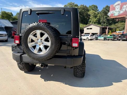 Used 2012 Jeep Wrangler Sport AWD/4WD image 8