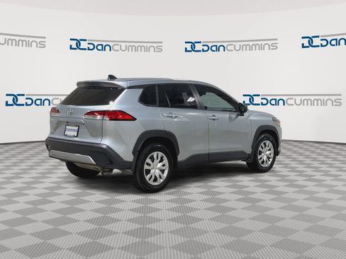 Used 2024 Toyota Corolla Cross L AWD/4WD image 8
