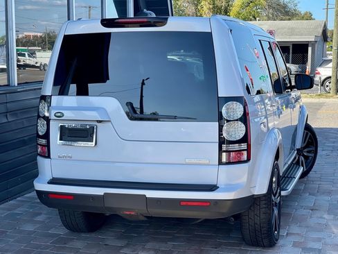 Used 2016 Land Rover LR4 HSE LUX image 2