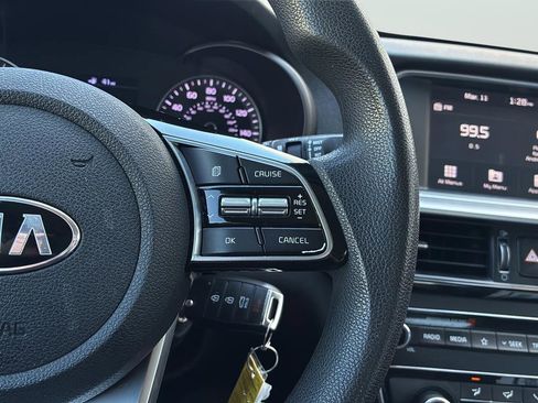 Used 2020 Kia Optima LX image 26