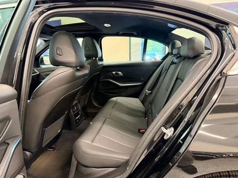Used 2020 BMW 330i Sedan w/ Premium Package RWD image 21