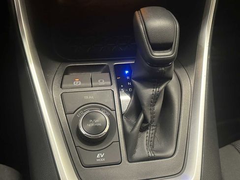 Certified 2023 Toyota RAV4 LE image 17