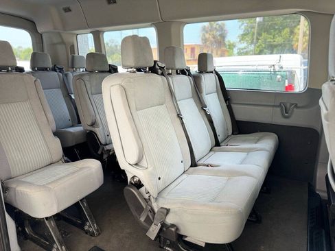Used 2019 Ford Transit 350 XLT RWD image 10
