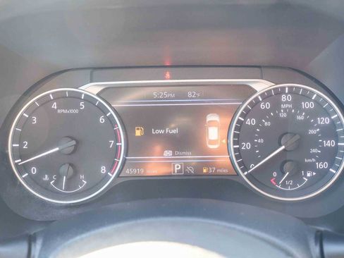 Used 2024 Nissan Sentra SV FWD image 24