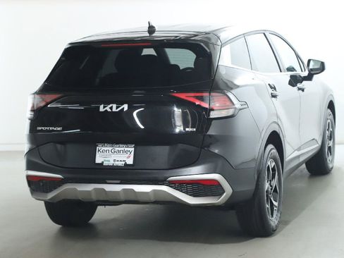 Used 2025 Kia Sportage LX image 48
