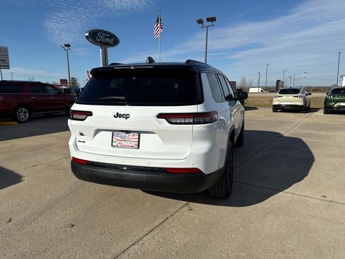 New 2025 Jeep Grand Cherokee L Limited AWD/4WD image 8