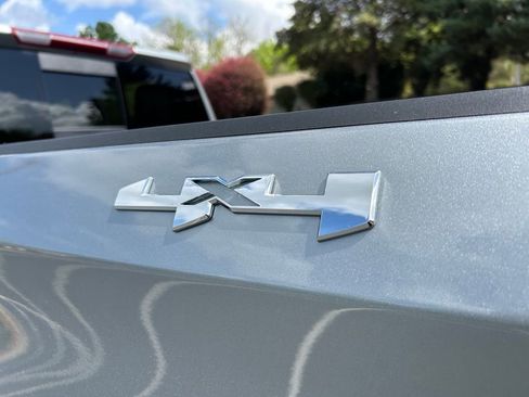 Used 2025 GMC Sierra 1500 SLT w/ SLT Premium Package image 29