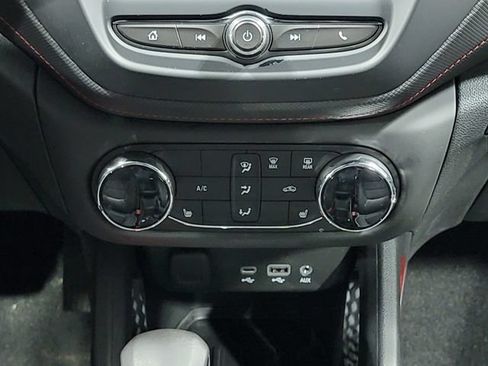 Used 2023 Chevrolet TrailBlazer RS AWD/4WD image 21