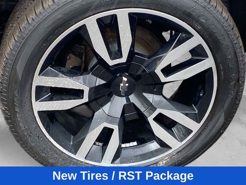 Used 2019 Chevrolet Tahoe Premier w/ RST 6.2L Performance Edition AWD/4WD image 31