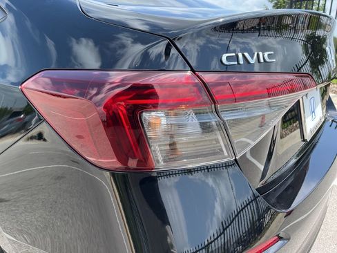 Used 2025 Honda Civic Sport image 7
