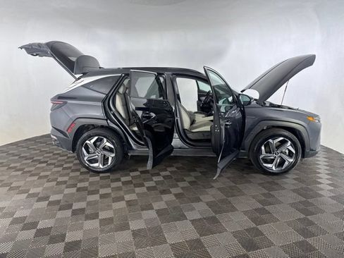 Used 2022 Hyundai Tucson Limited AWD/4WD image 17