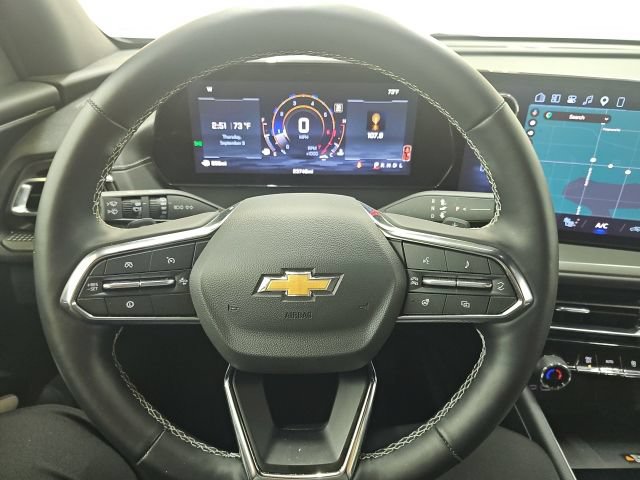 Used 2026 Chevrolet Traverse LT w/ Driver Confidence Package FWD image 25
