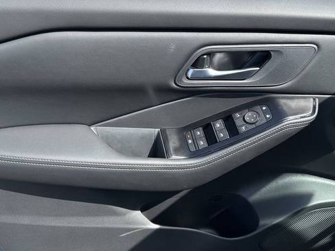 New 2026 Nissan Rogue SV AWD/4WD image 24