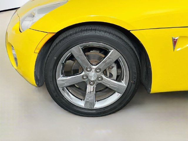 Used 2007 Pontiac Solstice Convertible w/ Premium Package RWD image 20