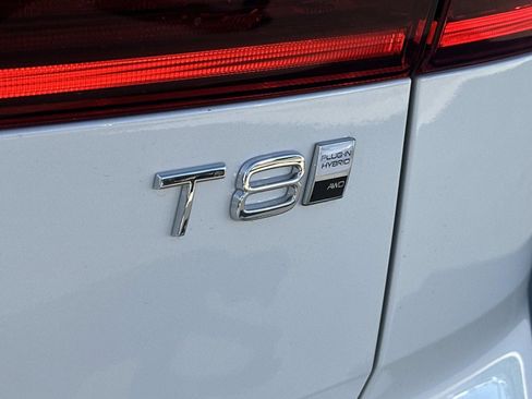 New 2026 Volvo XC60 T8 Ultra w/ Climate Package AWD/4WD image 22
