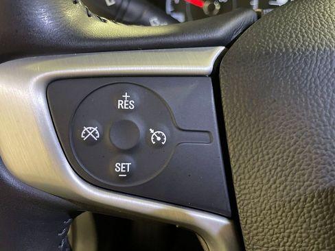 Used 2018 GMC Terrain SLE image 28