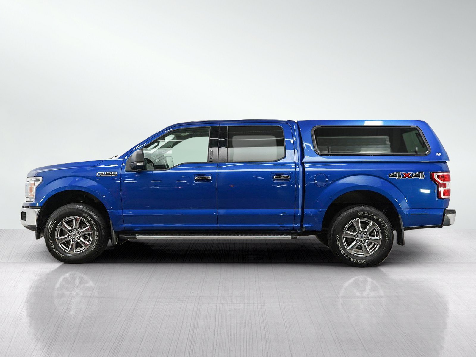 Used 2018 Ford F150 XLT w/ Equipment Group 302A Luxury AWD/4WD image 2
