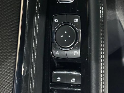 Used 2021 Lincoln Corsair Reserve w/ Equipment Group 201A AWD/4WD image 39