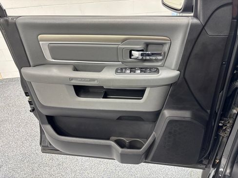 Used 2018 RAM 1500 Big Horn AWD/4WD image 33