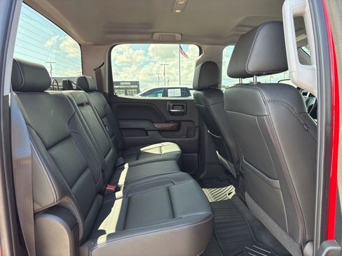 Used 2018 GMC Sierra 1500 SLT w/ SLT Premium Package AWD/4WD image 13