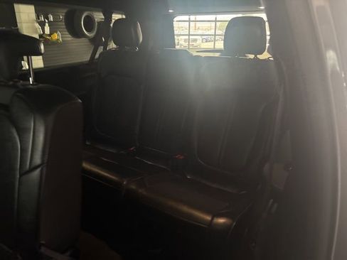 Used 2023 Jeep Wagoneer L Series II image 20