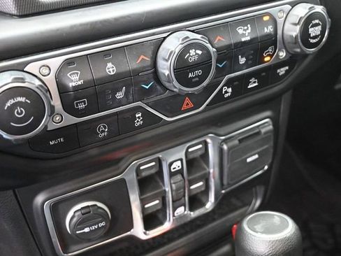 Used 2021 Jeep Wrangler Unlimited Sport image 34