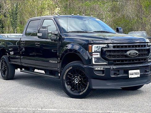 Used 2020 Ford F350 Lariat image 1