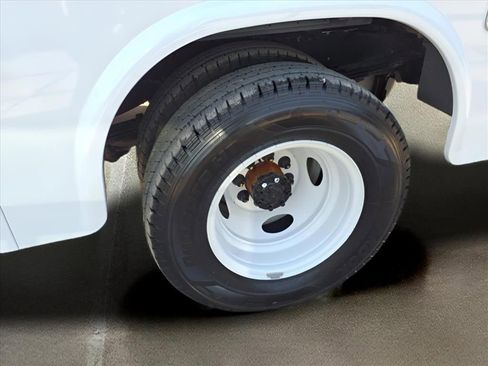 New 2025 Ford E-350 and Econoline 350 Super Duty w/ Power Equipment Group image 12