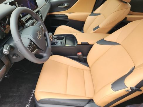 Certified 2024 Lexus ES 350 w/ Premium Package FWD image 13