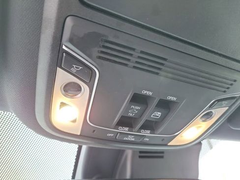 Certified 2022 Honda Ridgeline Black Edition image 19