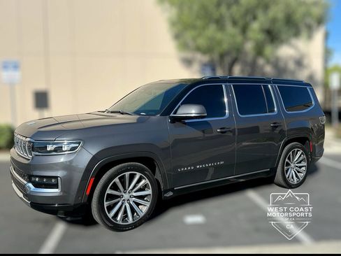 Used 2022 Jeep Grand Wagoneer Series II w/ Convenience Group III image 1