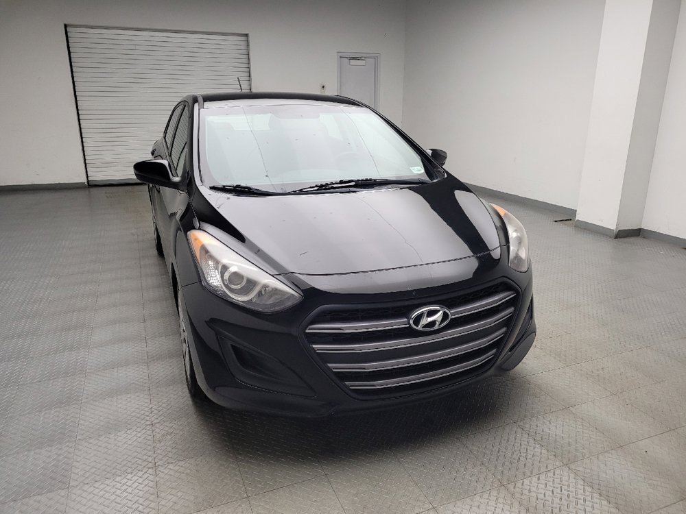Used 2017 Hyundai Elantra GT FWD image 14