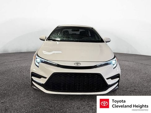 Certified 2025 Toyota Corolla SE image 9