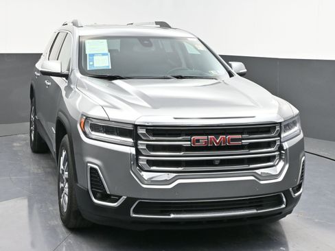 Used 2023 GMC Acadia SLT w/ Technology Package image 2