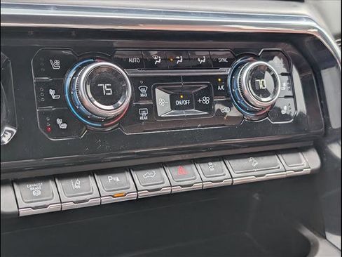 Used 2024 GMC Sierra 2500 Denali Ultimate w/ Max Trailering Package image 15