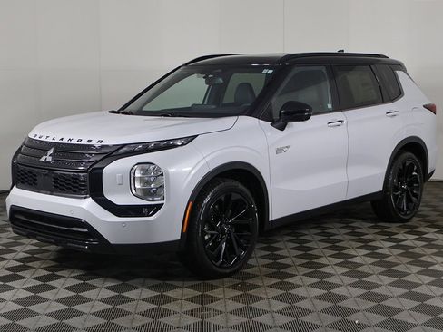 New 2025 Mitsubishi Outlander SEL Black Edition image 11