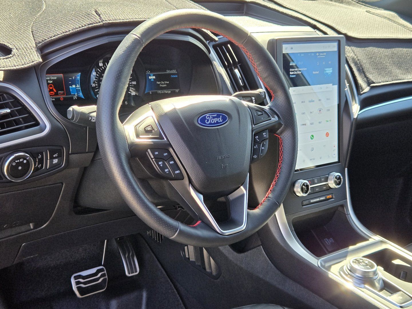 Used 2023 Ford Edge ST-Line AWD/4WD image 21